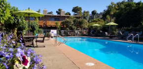 Отель Carmel Valley Lodge  Кармел Вэлли